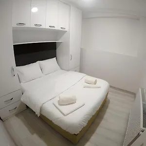  Отель Cihangir