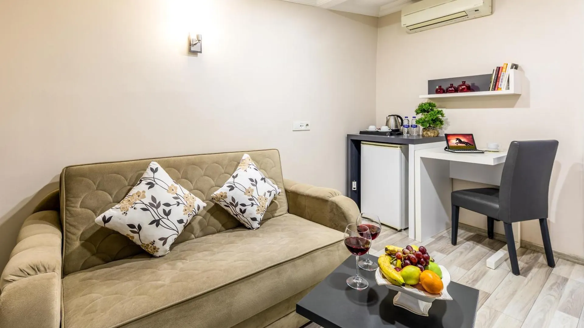 The Legend Platine Suite Hotel Istanbul